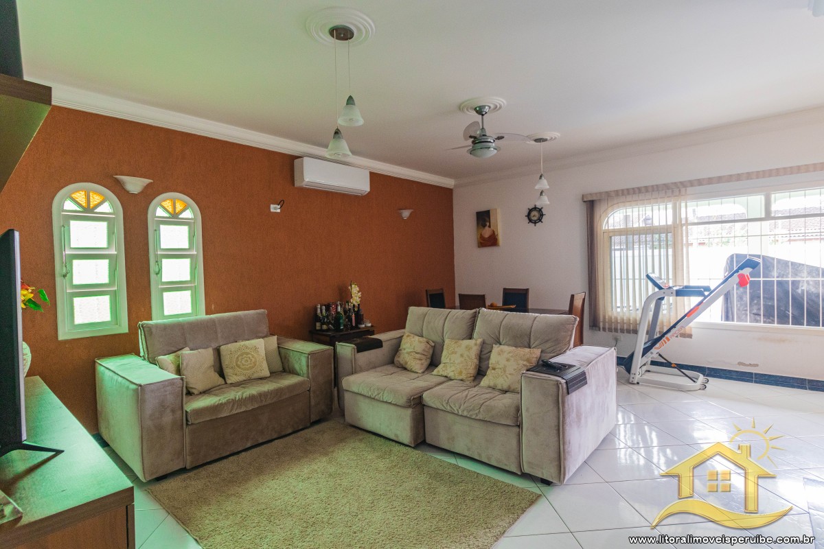 Casa no bairro Ribamar, Lado Linha
