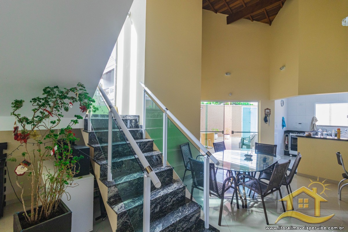 Casa no bairro Arpoador, Lado Linha