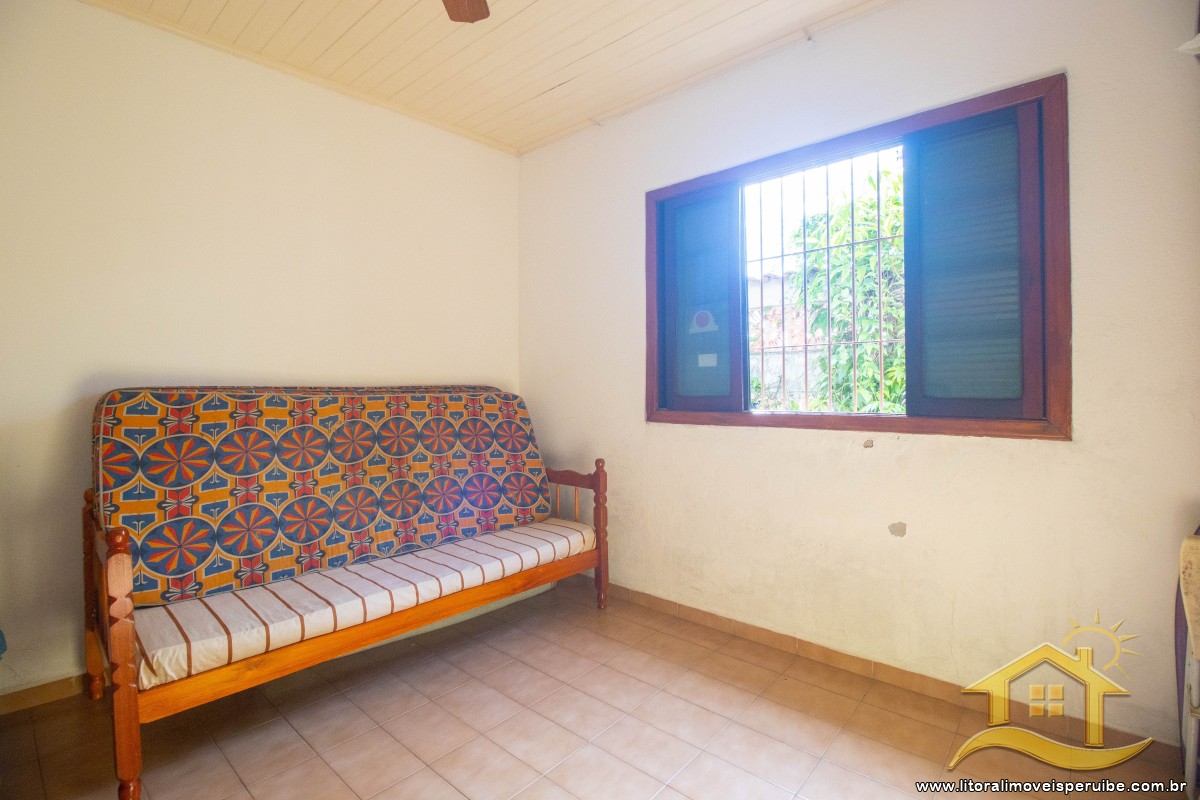Casa no bairro Centro, Lado Linha