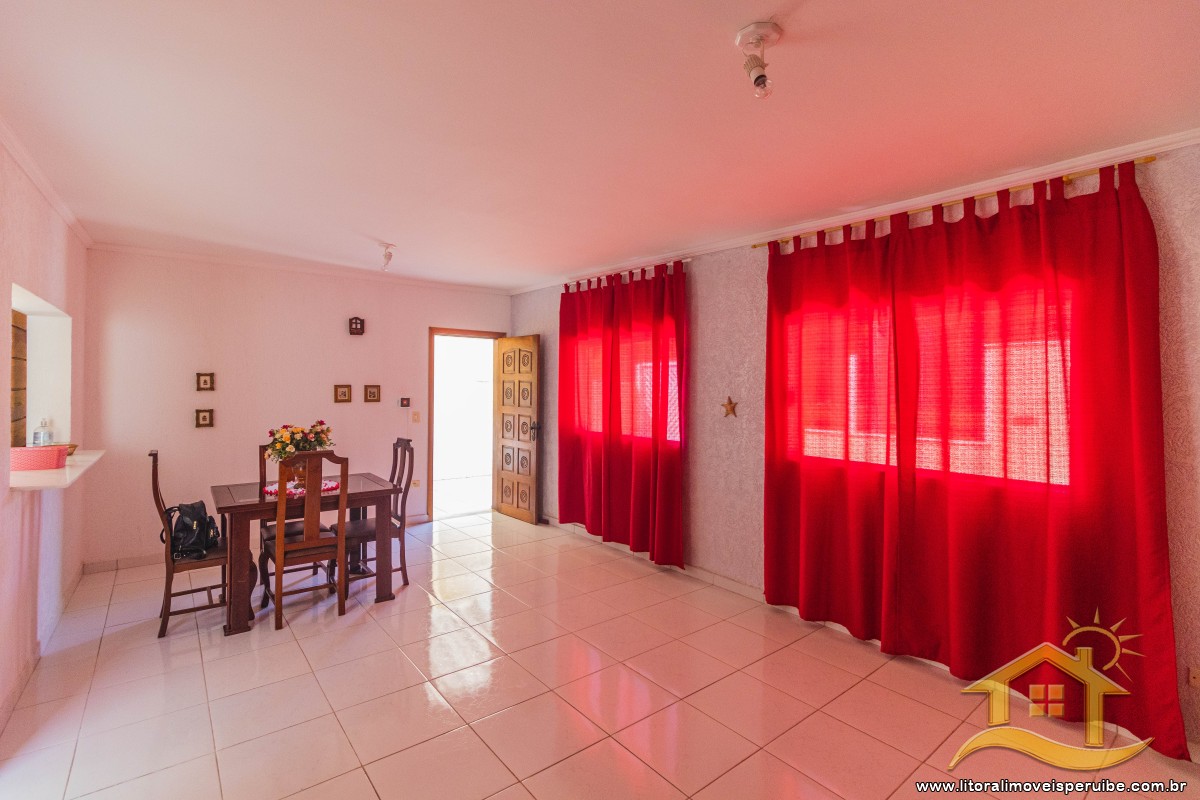 Casa no bairro Jardim Márcia, Lado Linha
