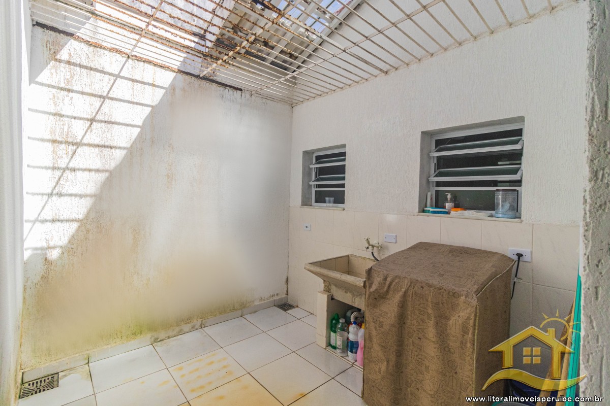 Casa no bairro Jardim Márcia, Lado Linha