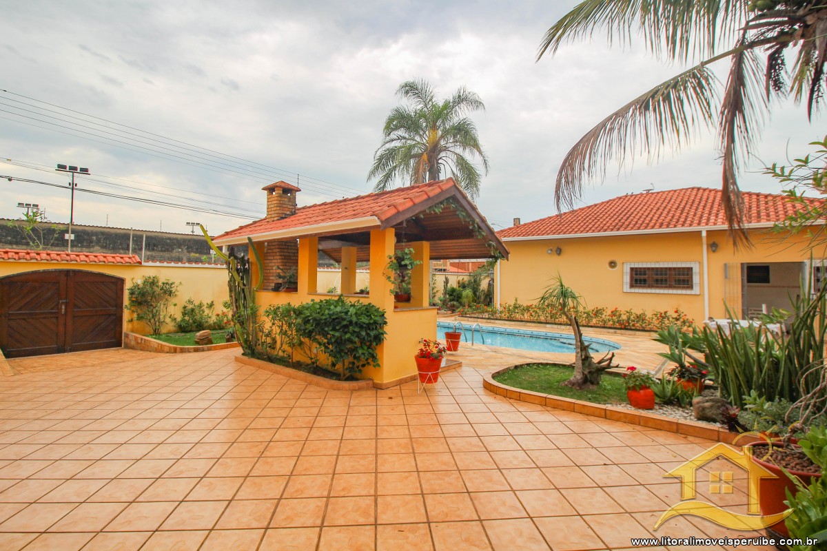 Casa no bairro Turístico, Lado Linha