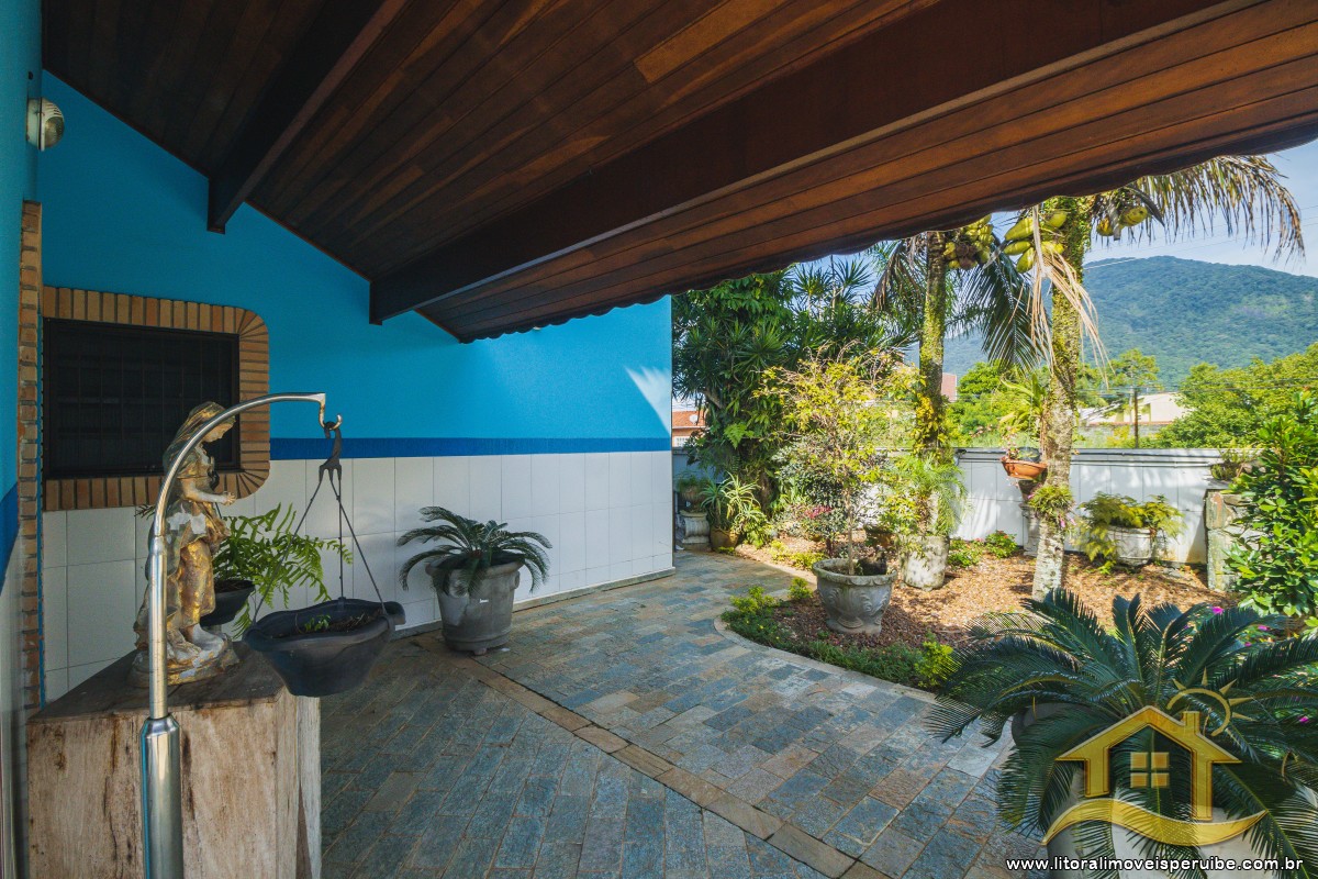 Casa no bairro Centro, Lado Linha