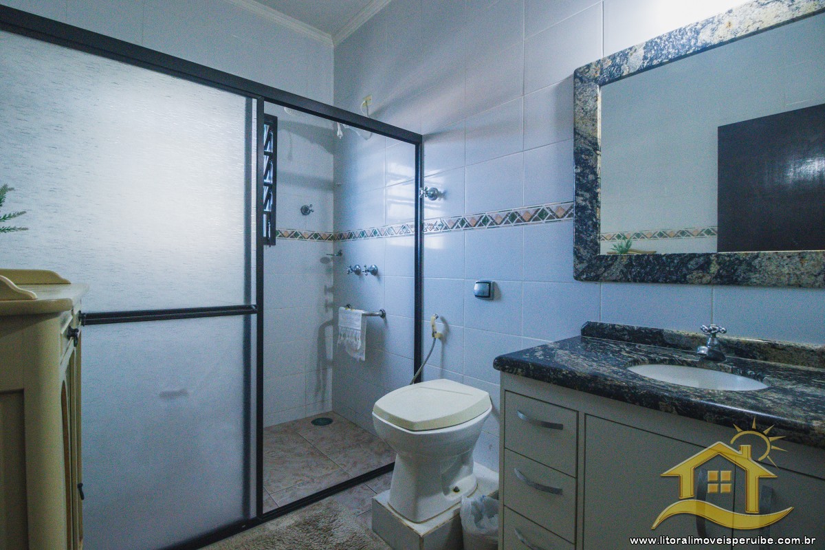 Casa no bairro Centro, Lado Linha