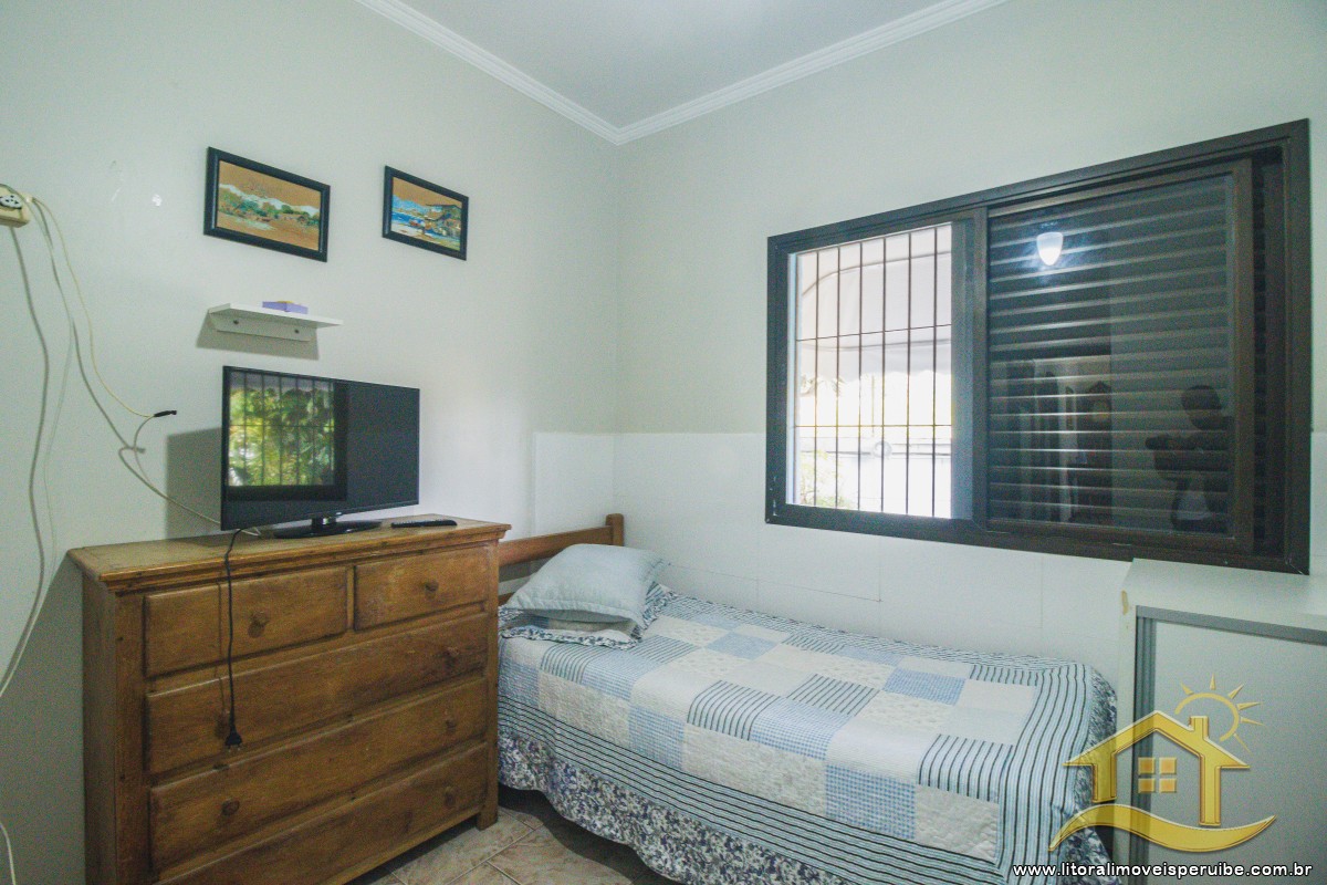 Casa no bairro Centro, Lado Linha