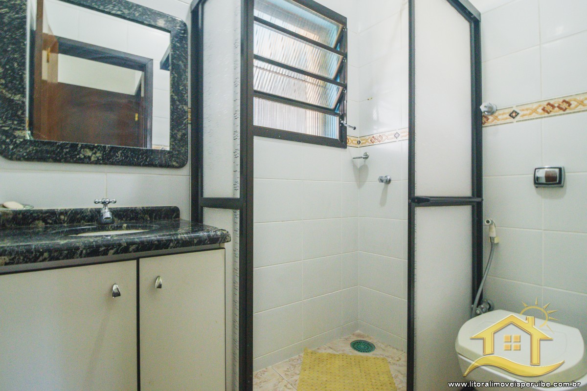 Casa no bairro Centro, Lado Linha