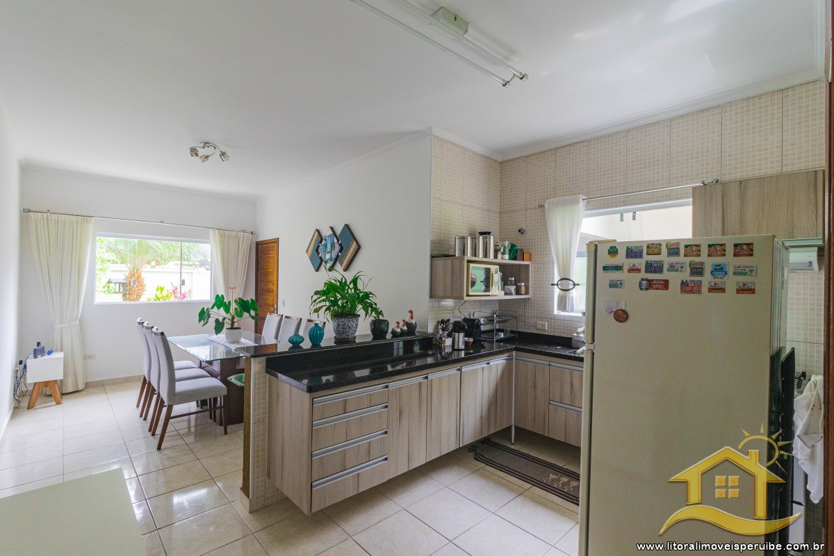 Casa no bairro Veneza, Pós Linha