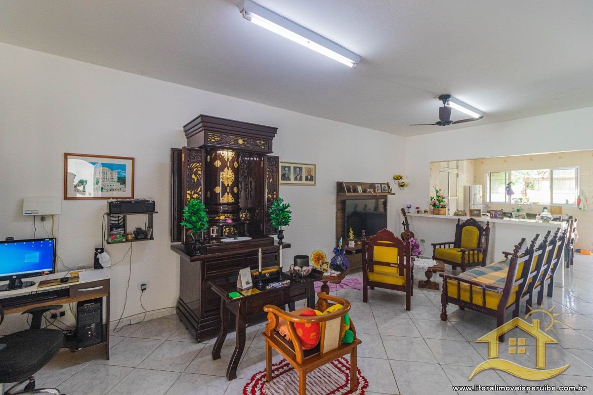 Casa no bairro Centro, Lado Linha