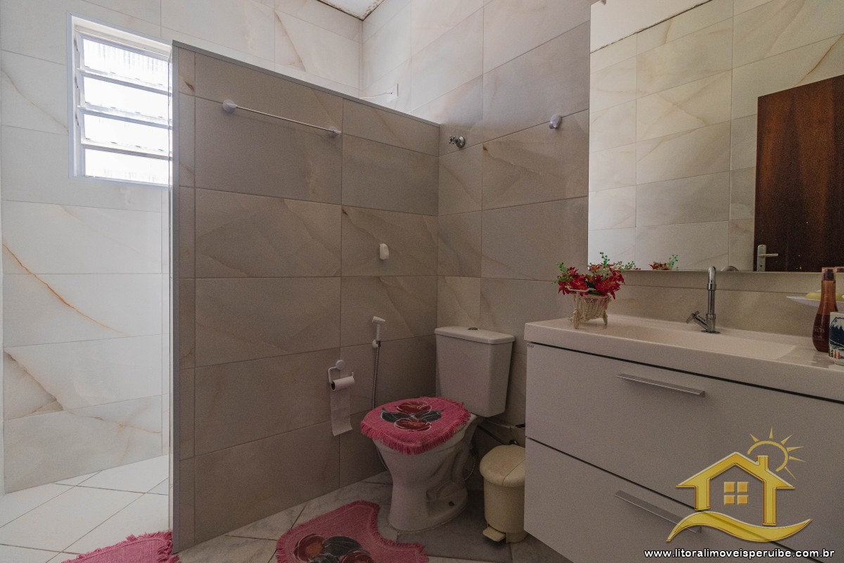 Casa no bairro Centro, Lado Linha