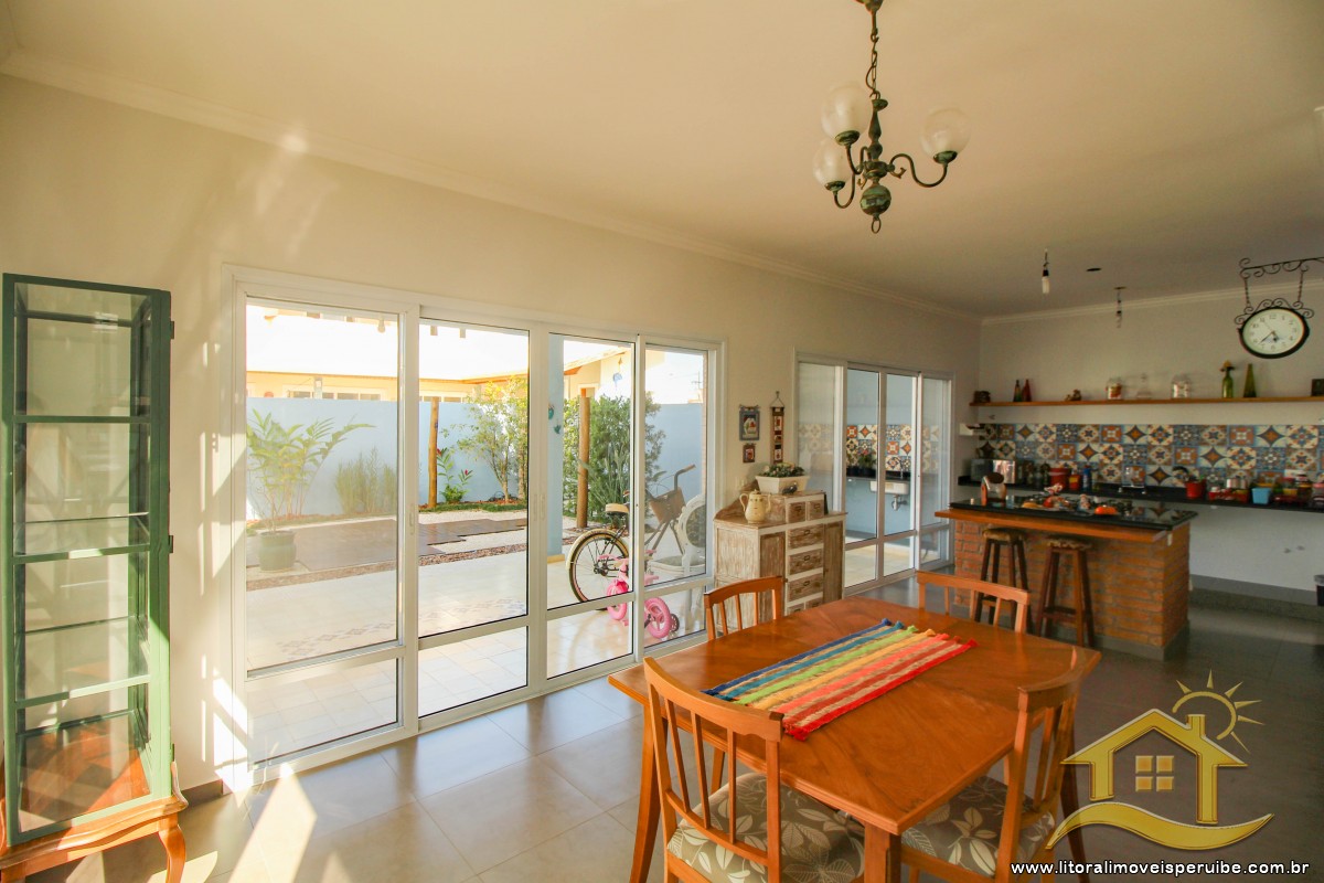 Casa no bairro Residencial Três Marias, Pós Linha