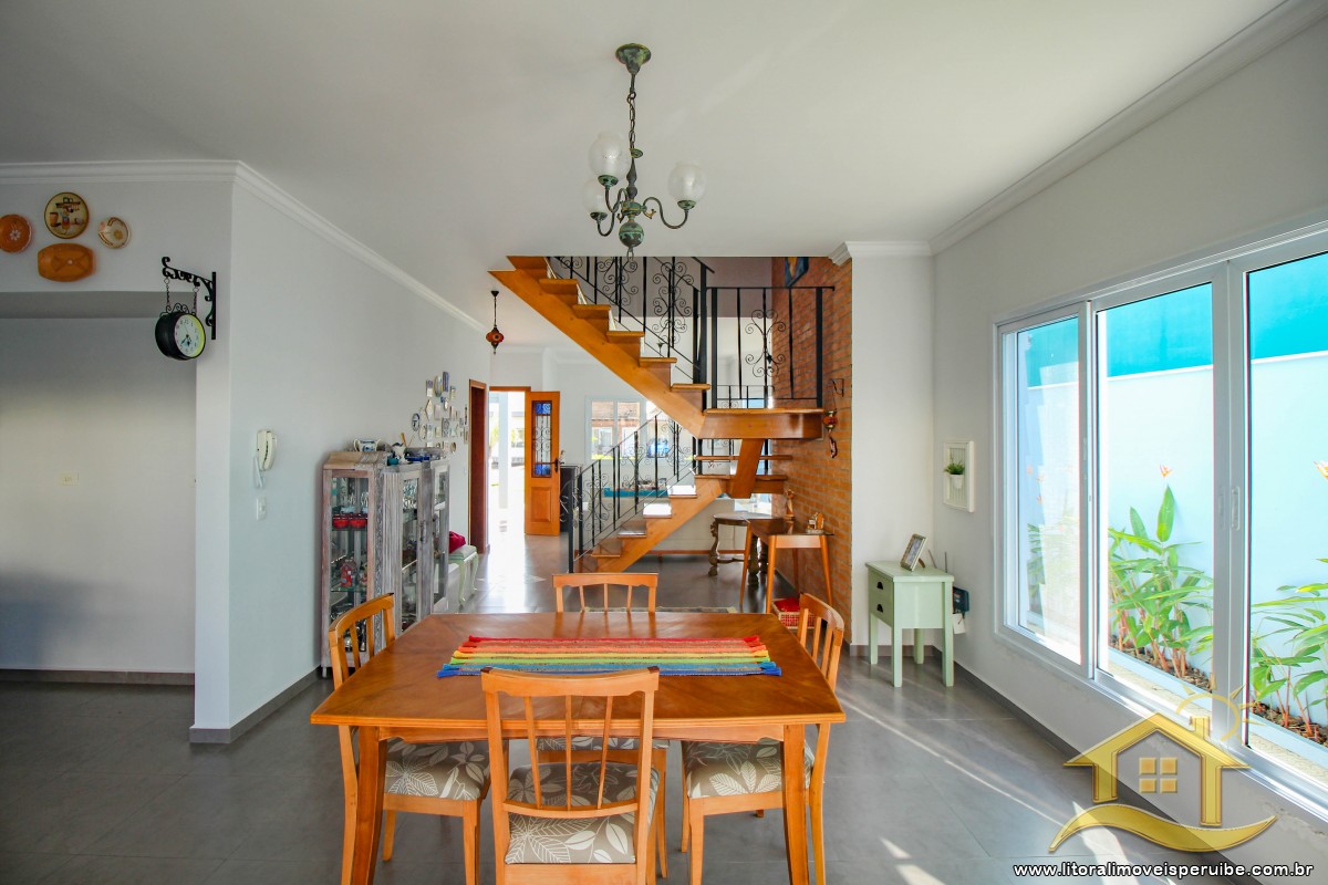Casa no bairro Residencial Três Marias, Pós Linha