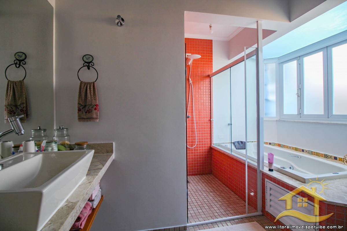 Casa no bairro Residencial Três Marias, Pós Linha