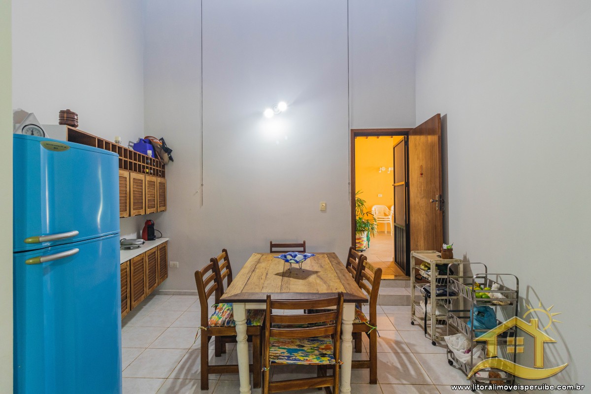 Casa no bairro Stella Maris, Lado Linha