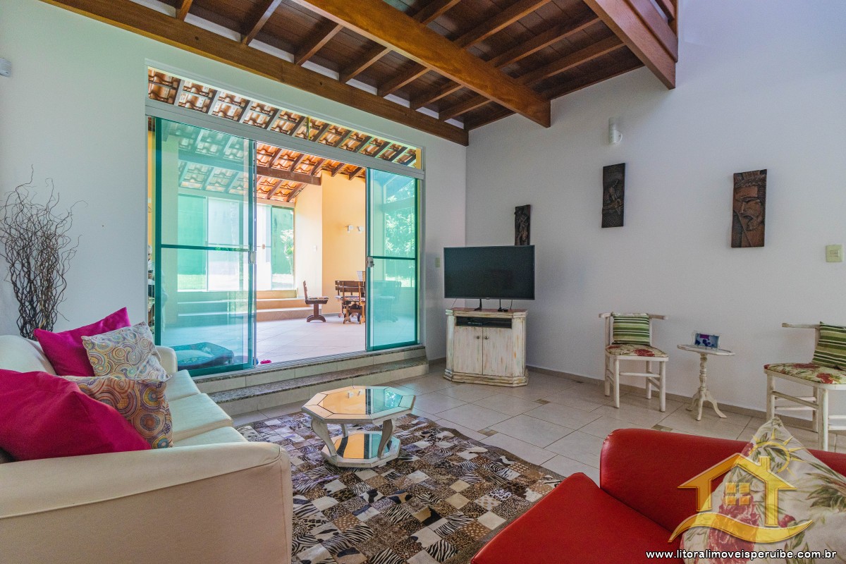 Casa no bairro Stella Maris, Lado Linha