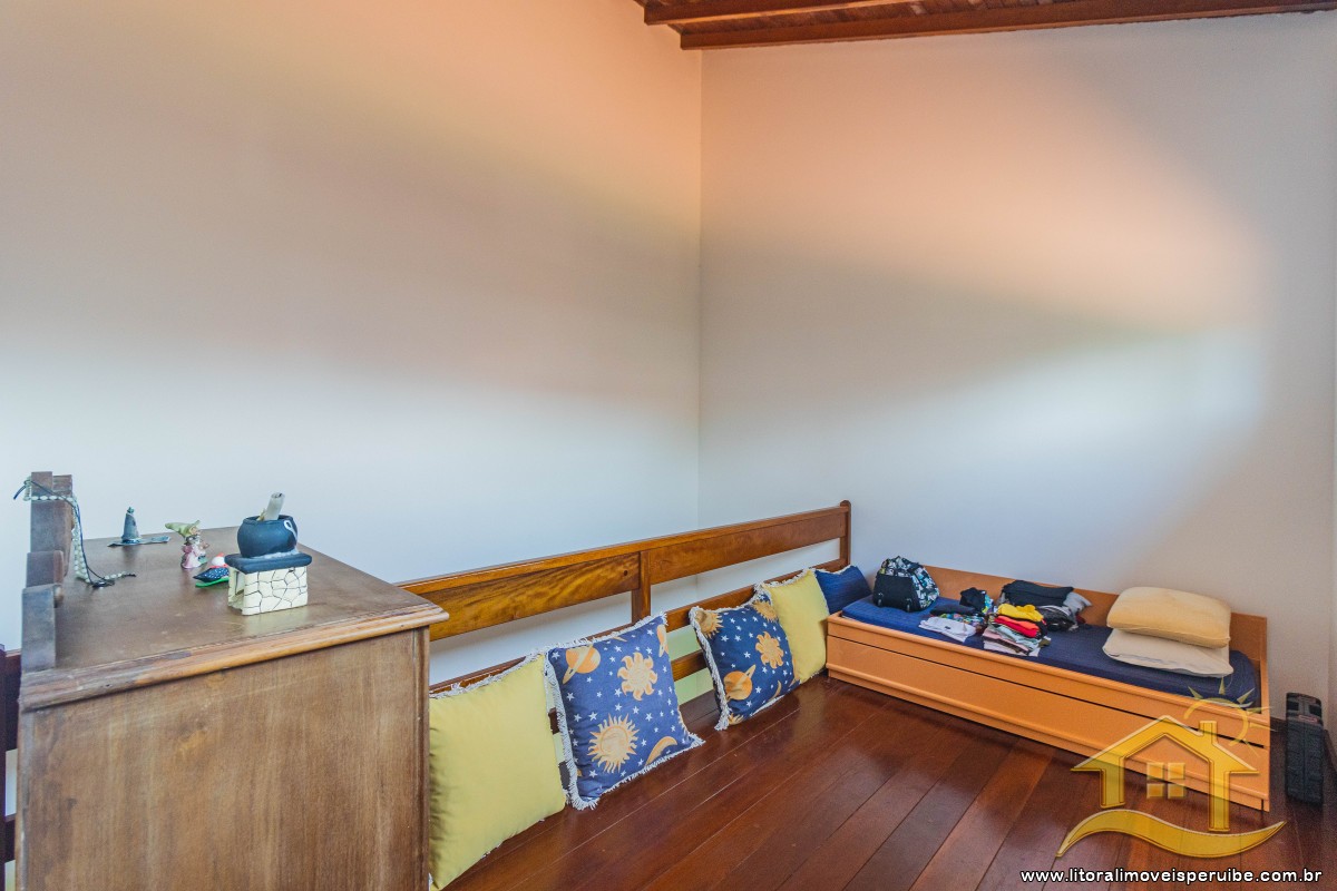 Casa no bairro Stella Maris, Lado Linha