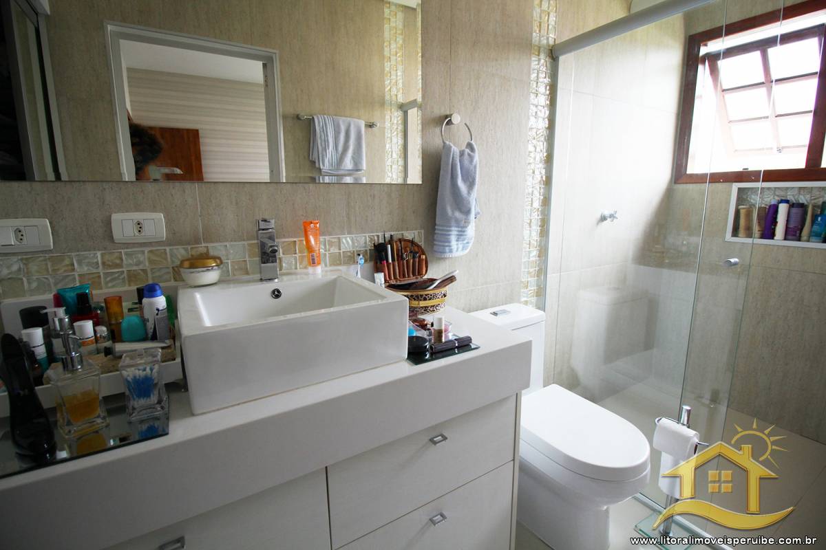 Casa no bairro Oásis, Lado Linha