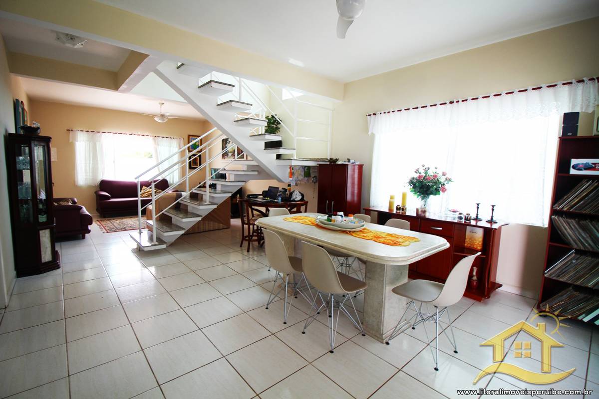Casa no bairro Flórida, Lado Linha