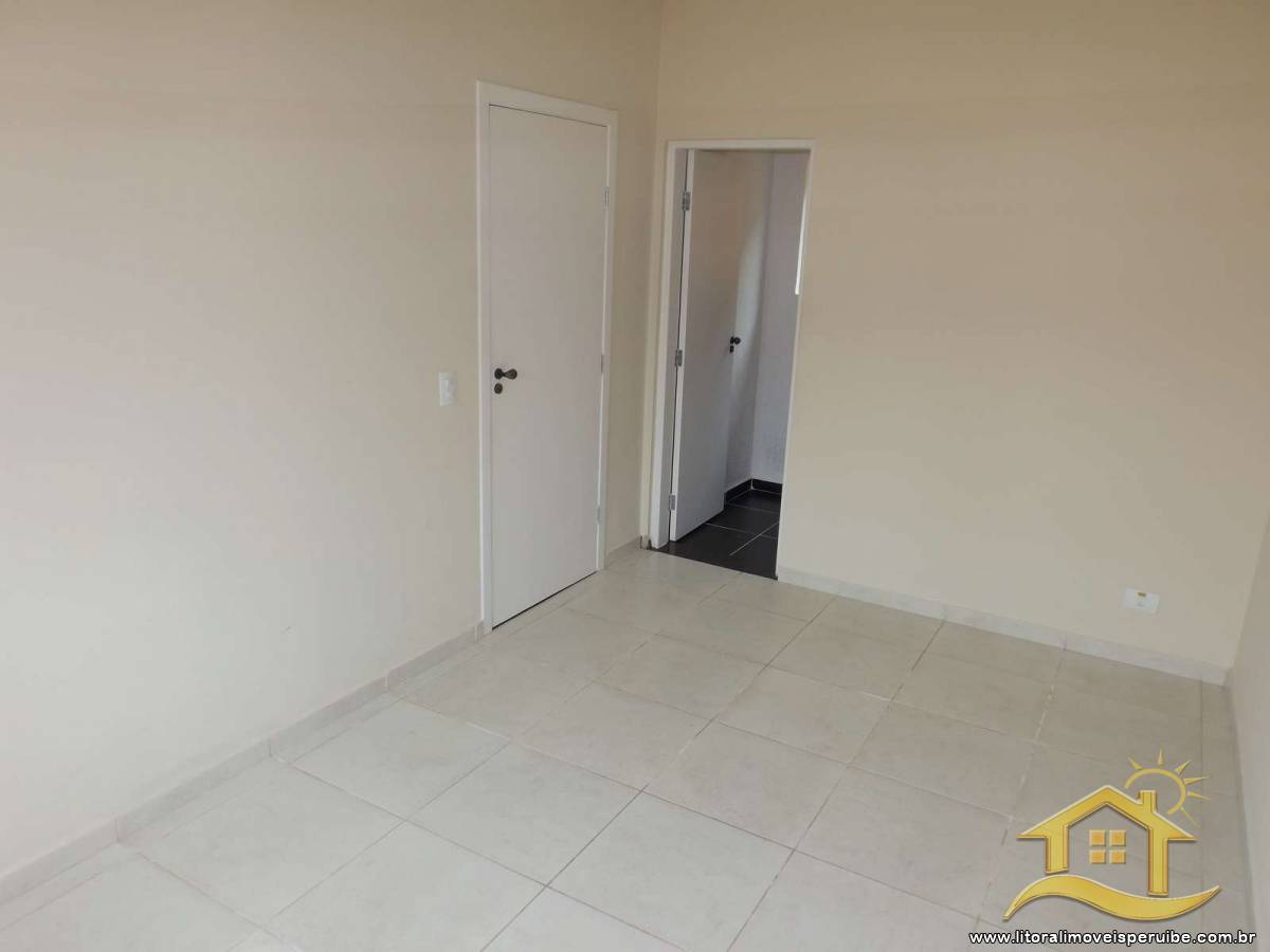 Casa no bairro Oásis, Lado Linha