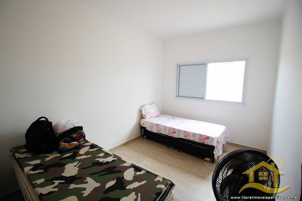 Casa no bairro Belmira Novaes, Lado Linha