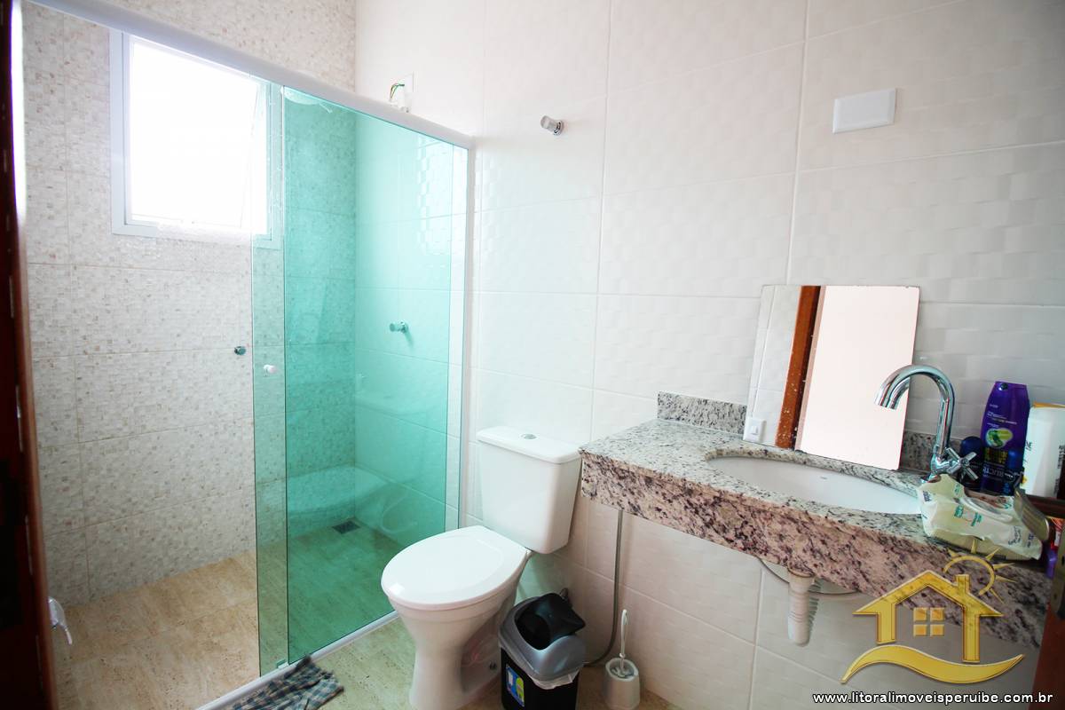 Casa no bairro Belmira Novaes, Lado Linha