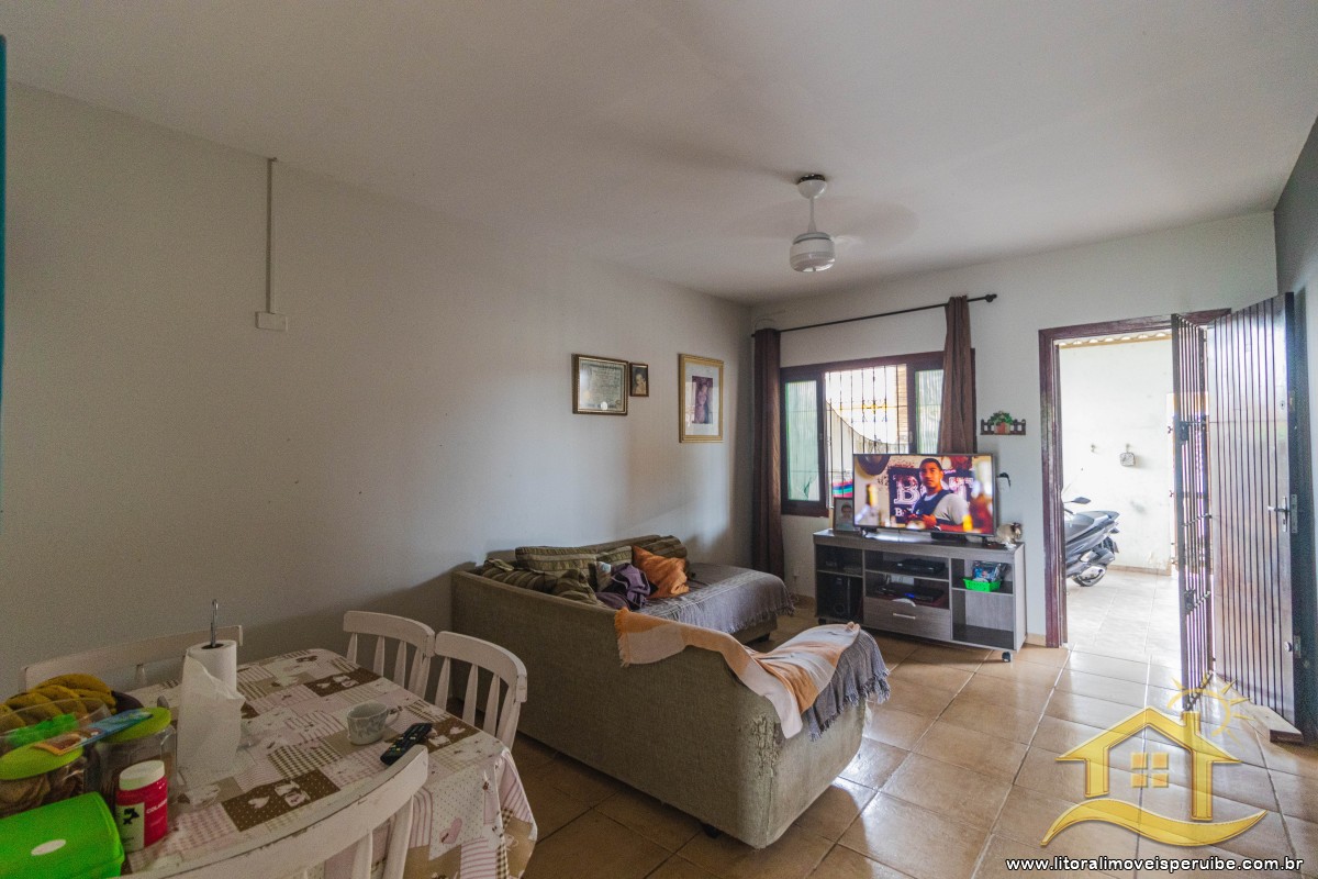 Casa no bairro Jardim Peruíbe, Pós Linha
