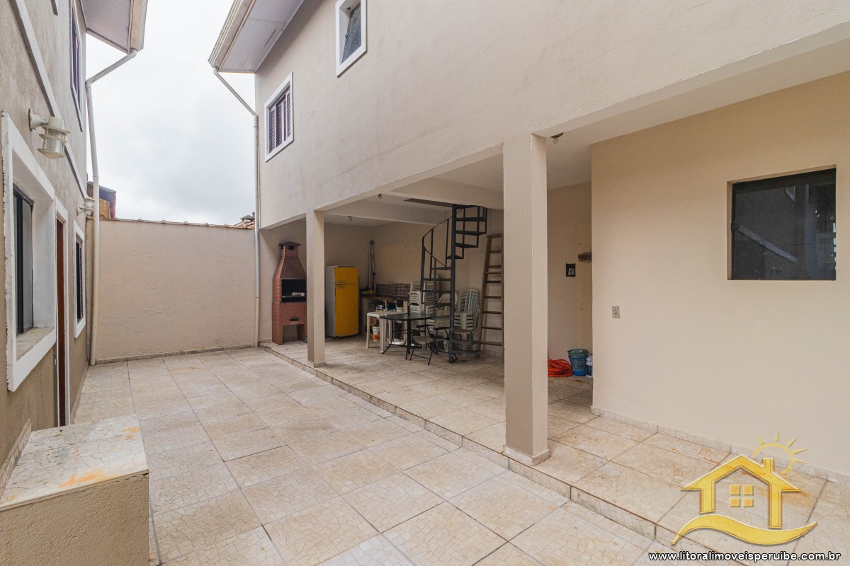 Casa no bairro Oásis, Lado Linha