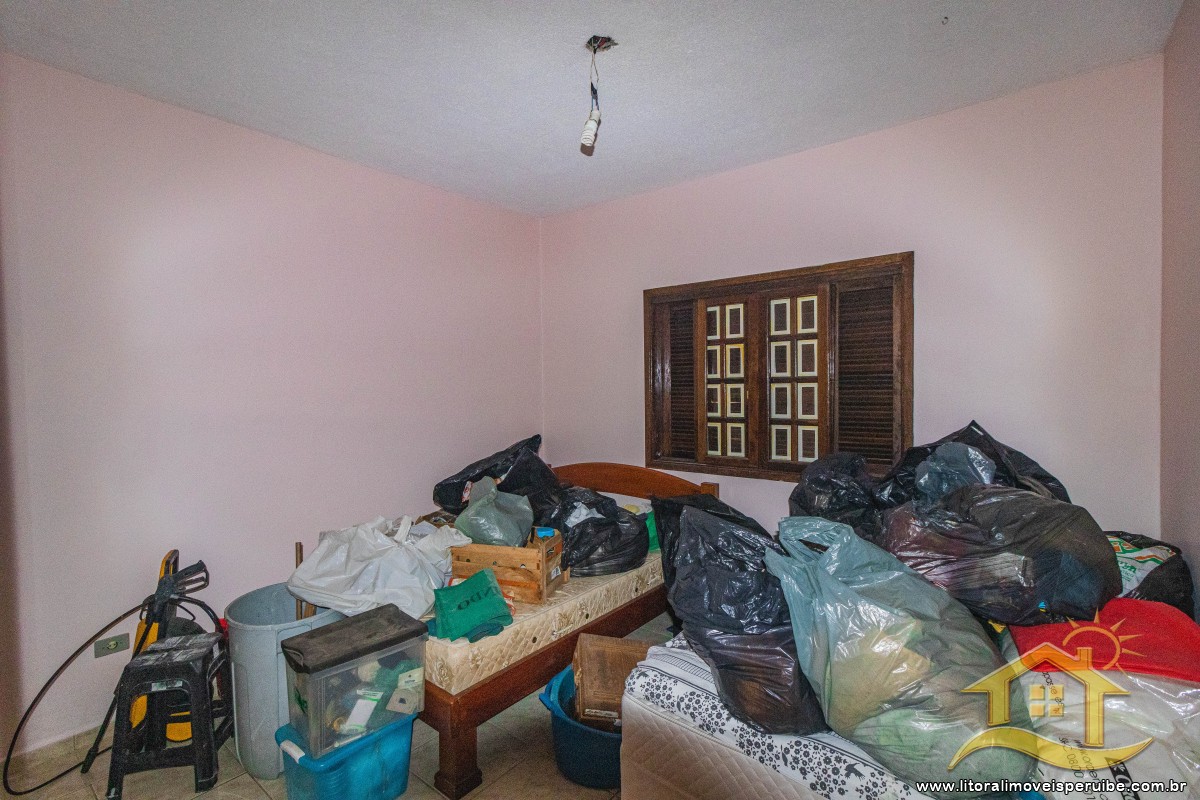 Casa no bairro Oásis, Lado Linha