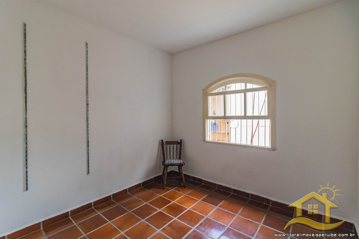 Casa no bairro Casablanca, Lado Linha