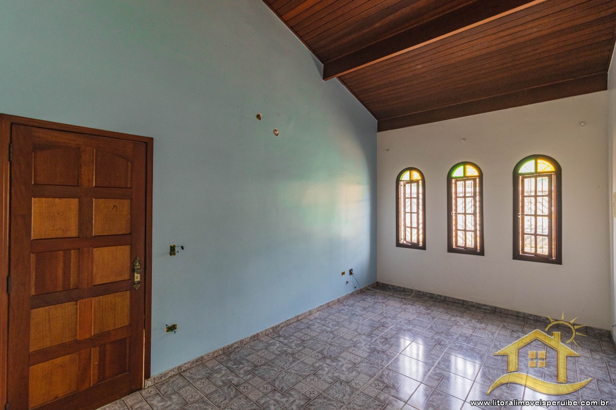 Casa no bairro Stella Maris, Lado Linha