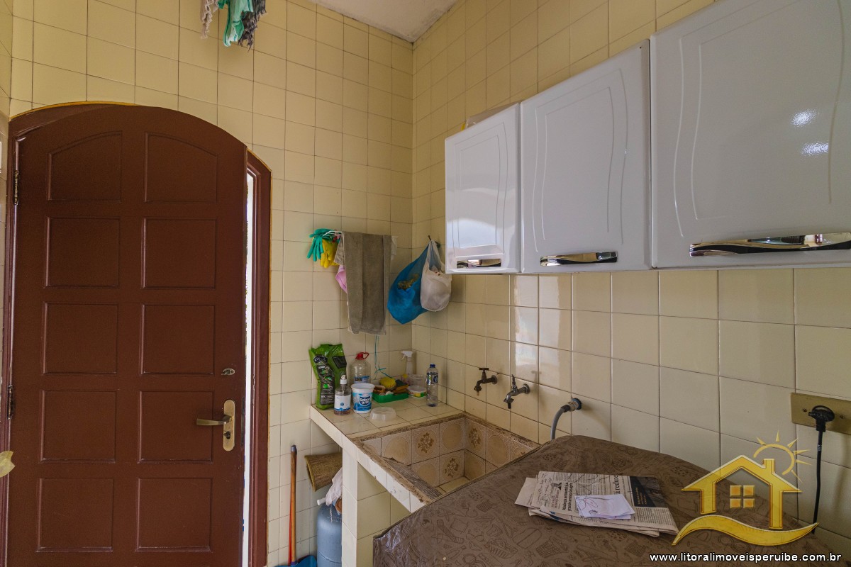 Casa no bairro Oásis, Lado Linha