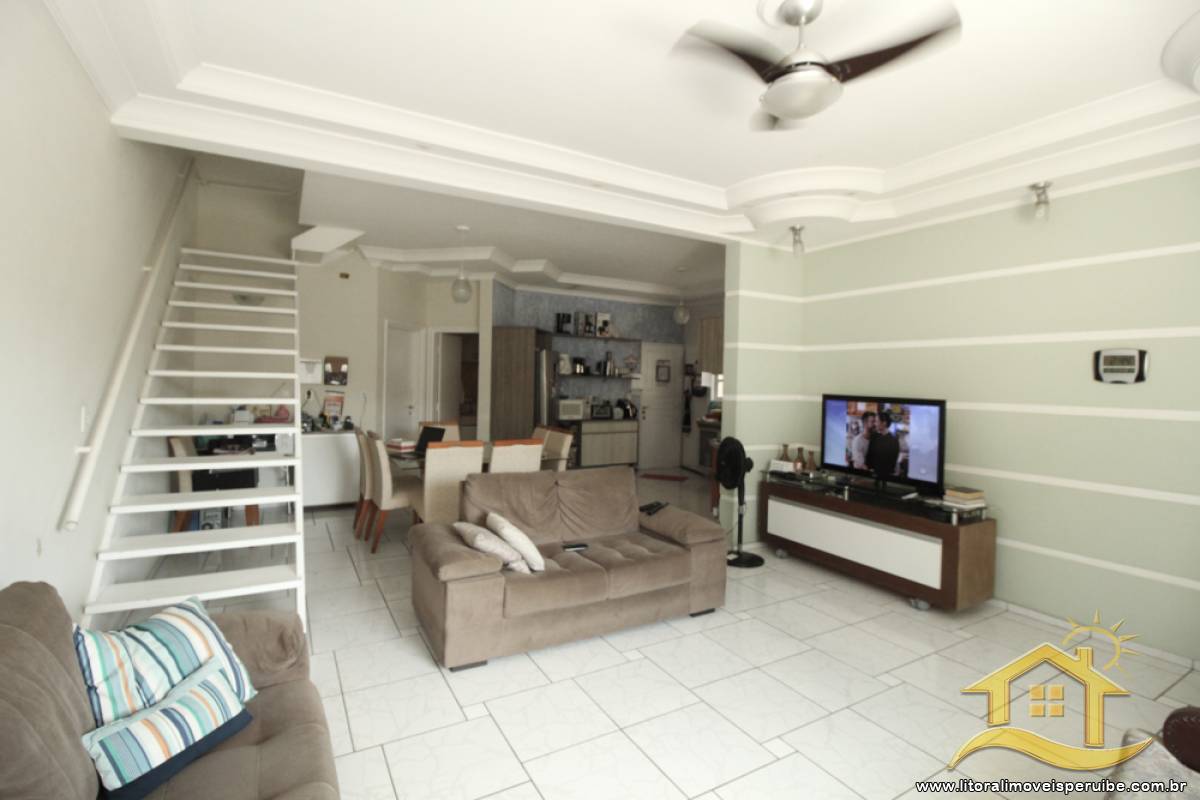 Casa no bairro Centro, Lado Linha