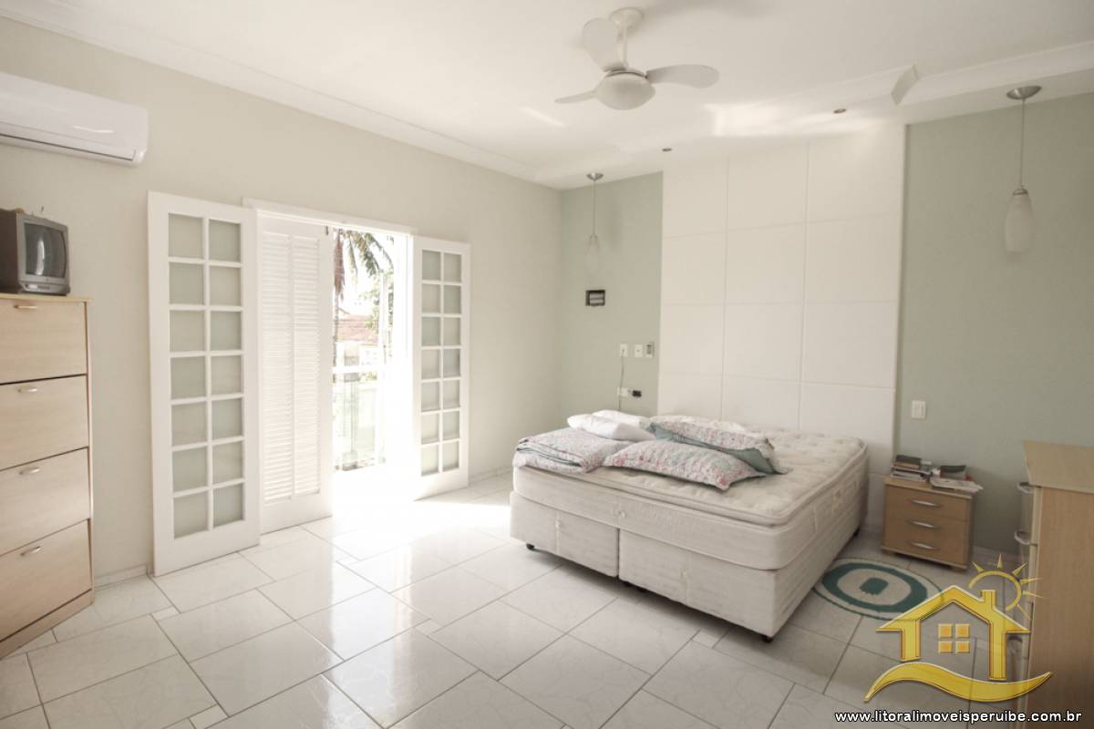 Casa no bairro Centro, Lado Linha