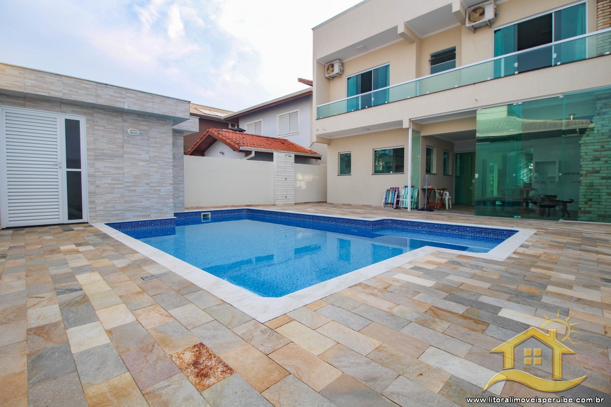 Casa no bairro Residencial Três Marias, Pós Linha