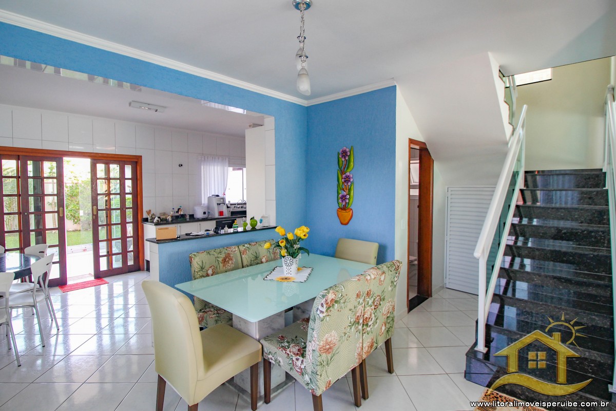 Casa no bairro Continental, Lado Linha