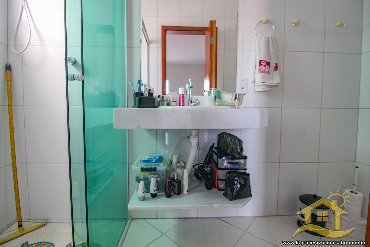 Casa no bairro Continental, Lado Linha