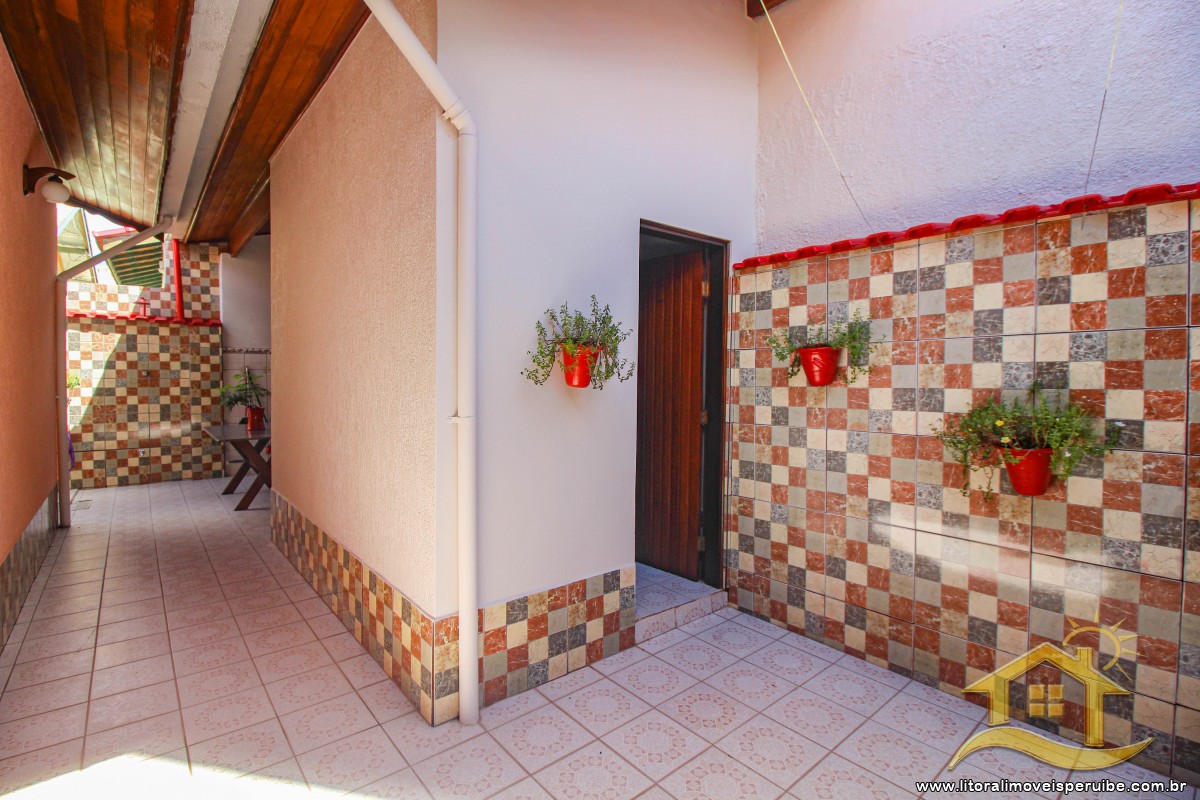 Casa no bairro Três Marias, Lado Linha