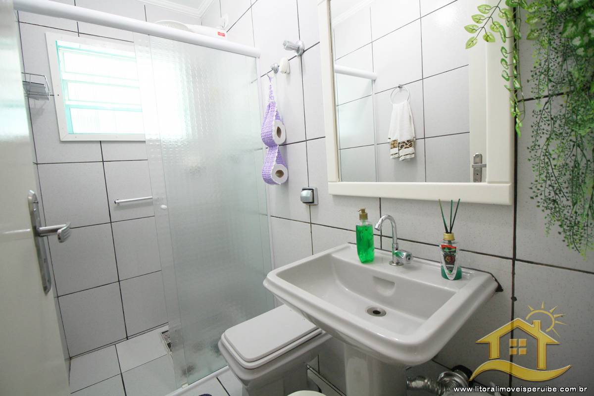 Casa no bairro Centro, Lado Linha
