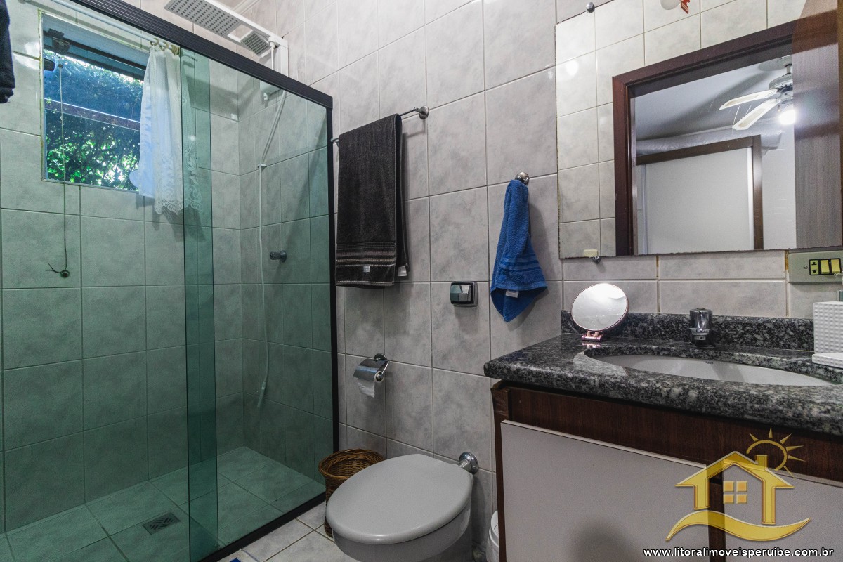 Casa no bairro Bougainvillée II, Lado Linha
