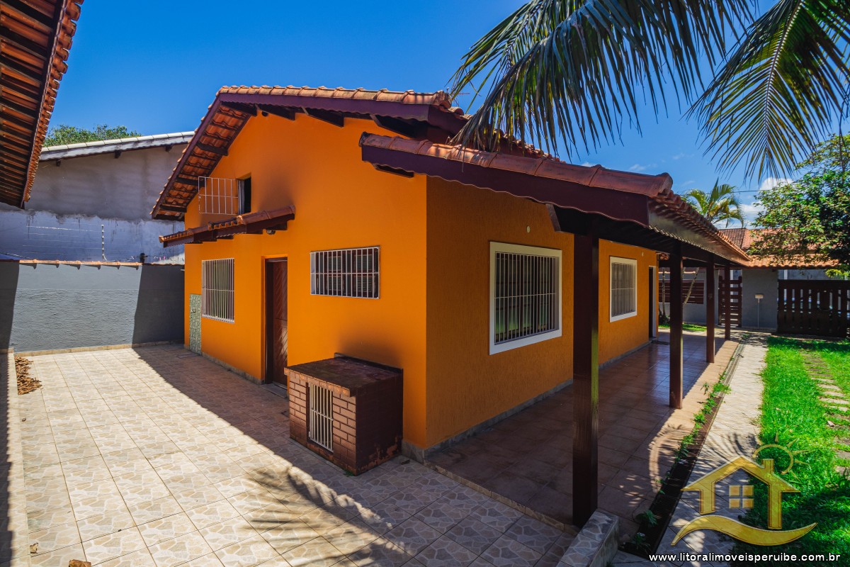 Casa no bairro Belmira Novaes, Lado Linha