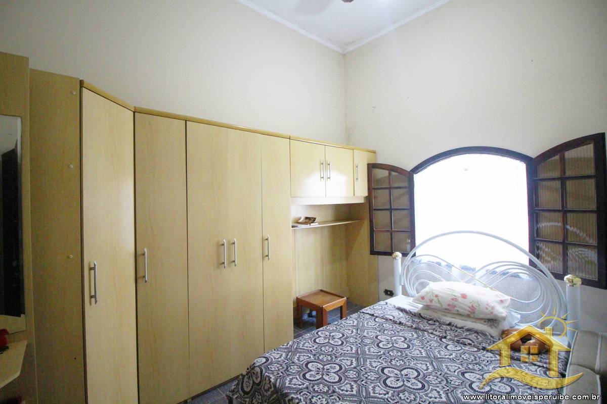 Casa no bairro Centro, Lado Linha
