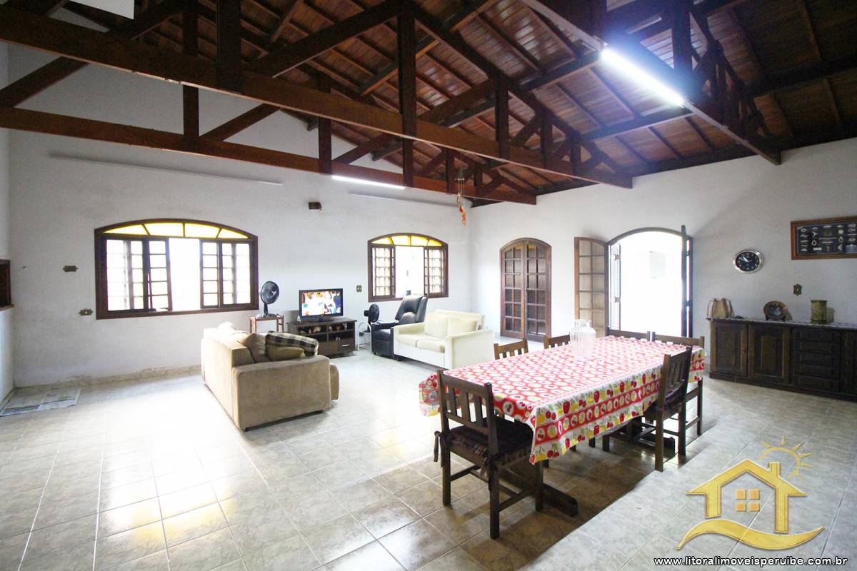 Casa no bairro Centro, Lado Linha