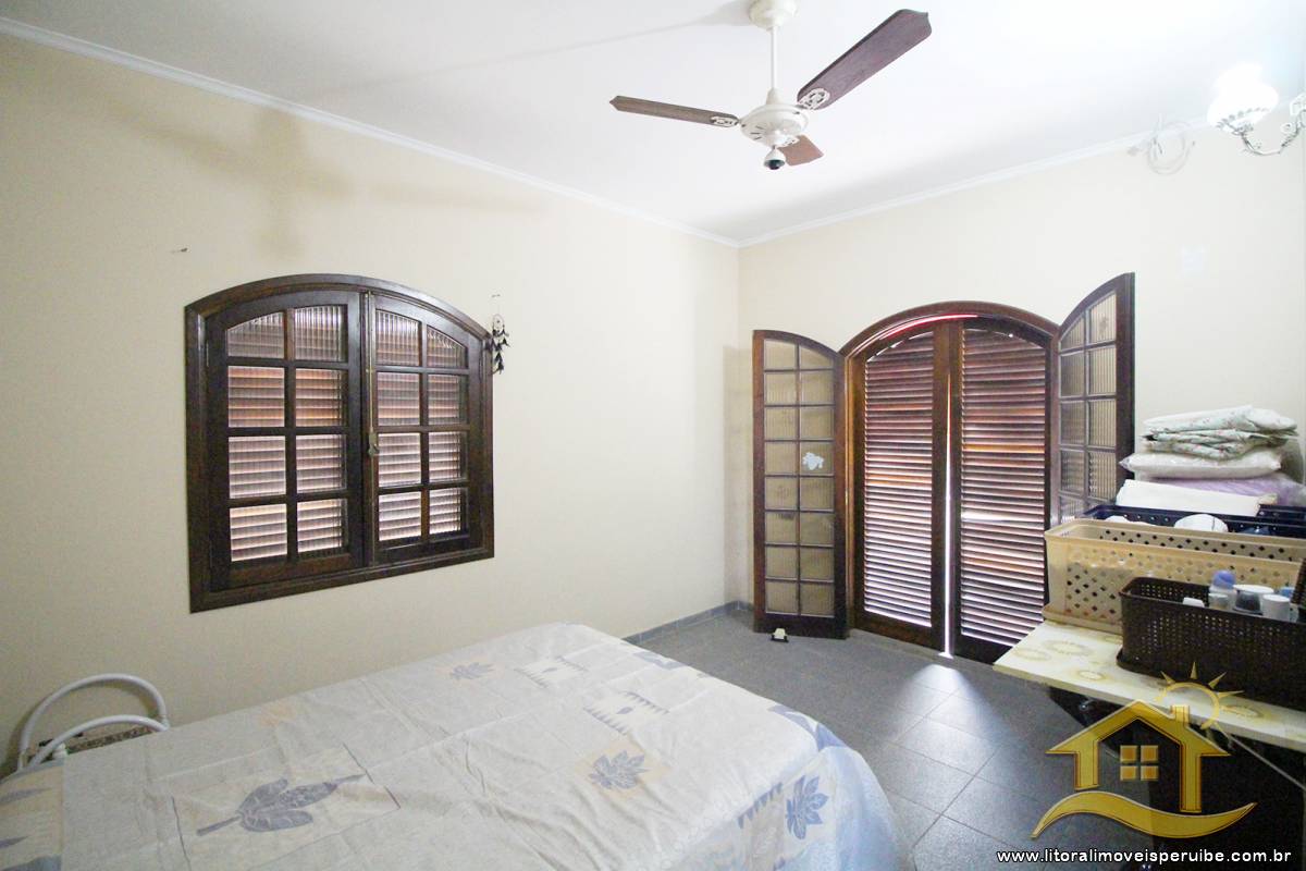 Casa no bairro Centro, Lado Linha