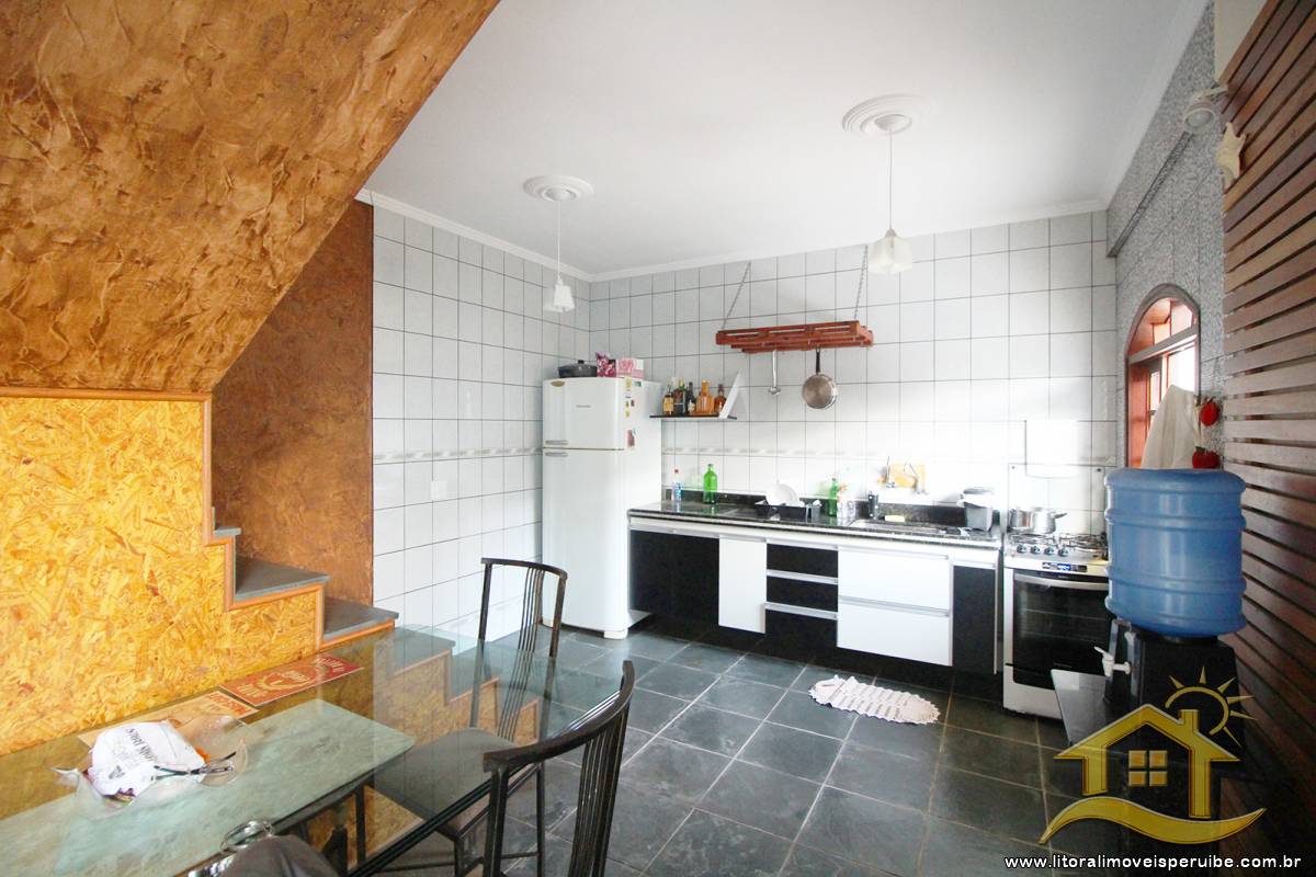Casa no bairro Centro, Lado Linha
