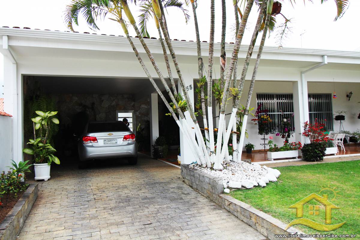 Casa no bairro Centro, Lado Linha
