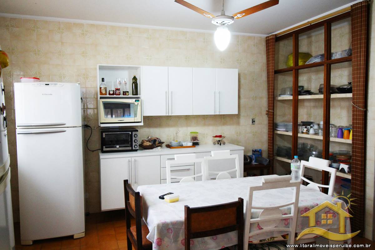 Casa no bairro Centro, Lado Linha