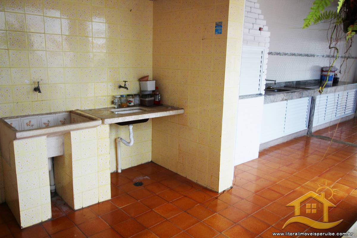 Casa no bairro Centro, Lado Linha