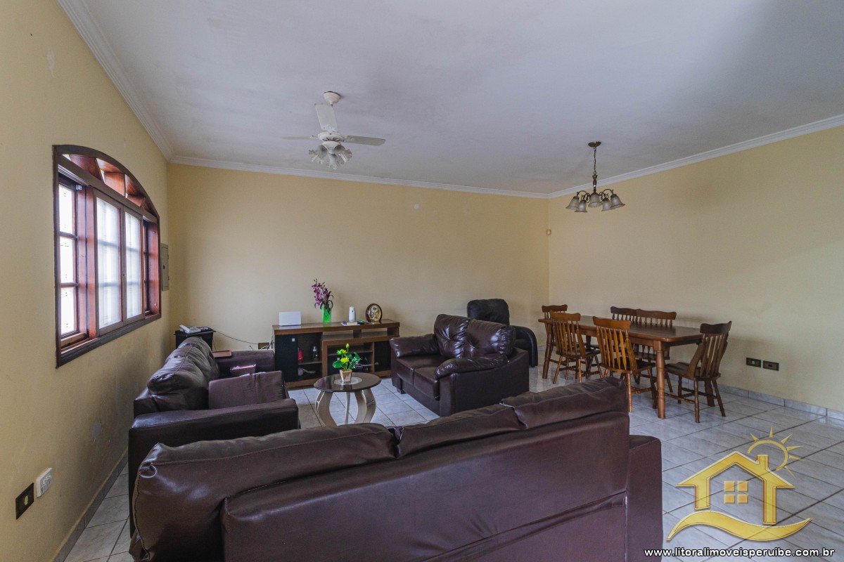 Casa no bairro Ribamar, Lado Linha