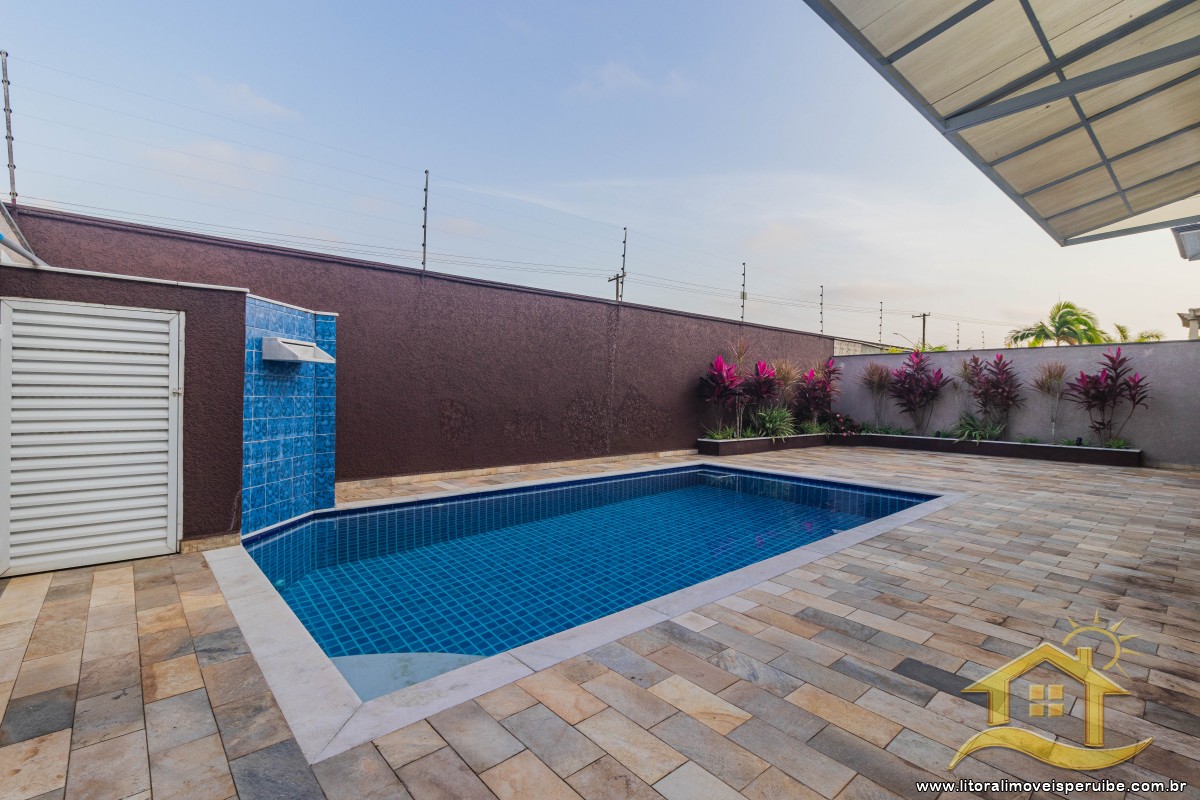 Casa no bairro Bougainvillée IV, Pós Linha