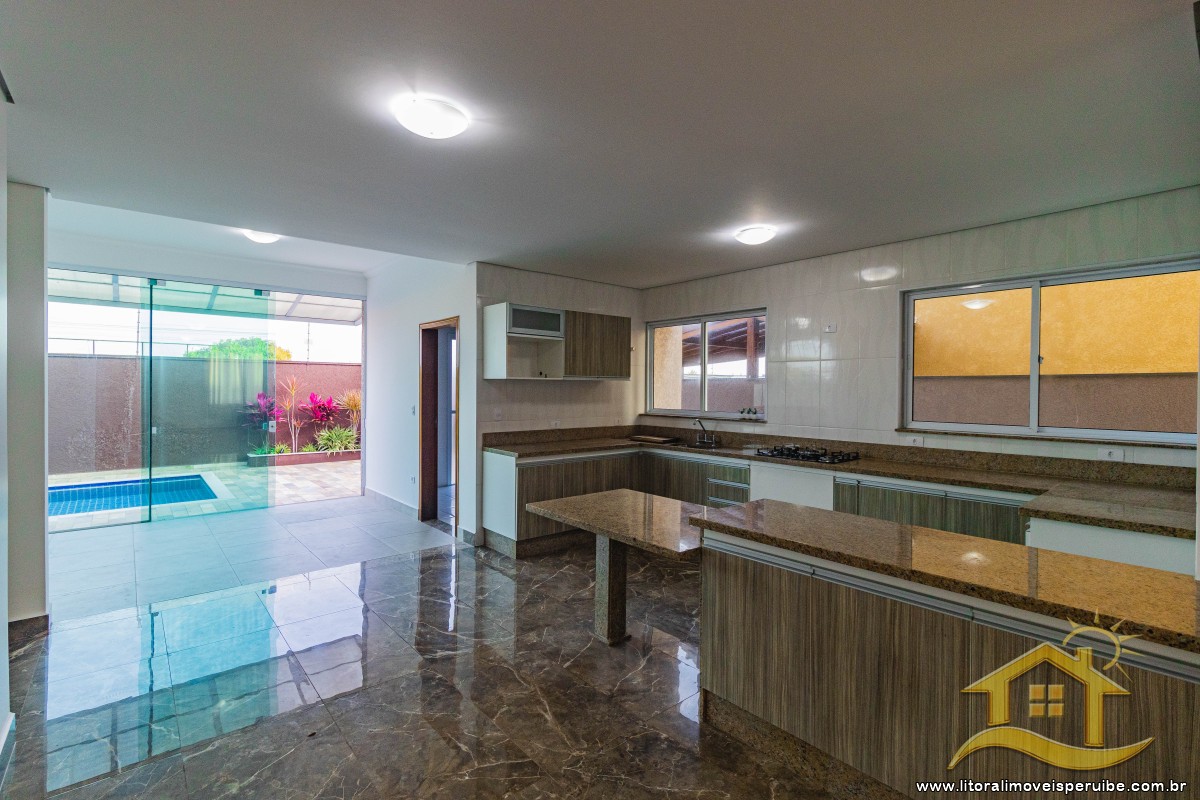 Casa no bairro Bougainvillée IV, Pós Linha