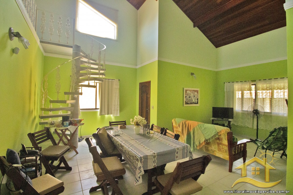 Casa no bairro Casablanca, Lado Linha